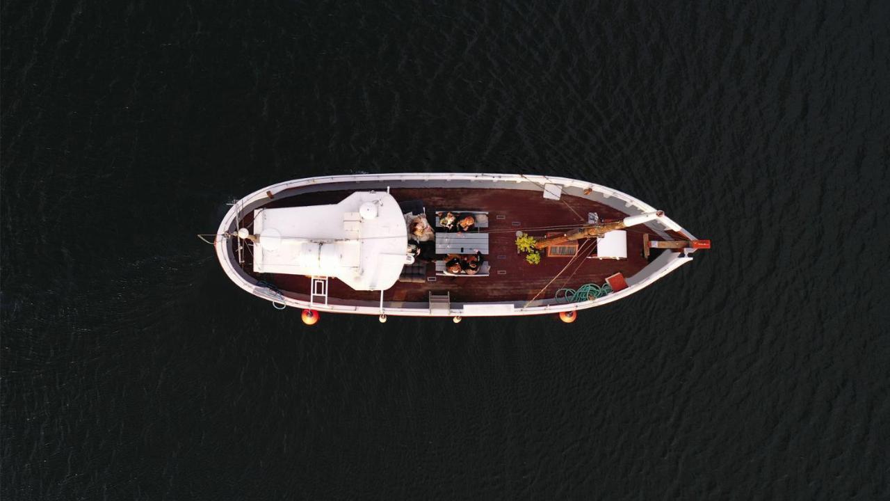 Varra Water - Unique Boat Accomodation - Bornholm Nexo Ngoại thất bức ảnh